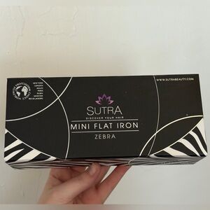 Sutra Mini Zebra Print Ceramic Plated Hair Straightener Travel Size